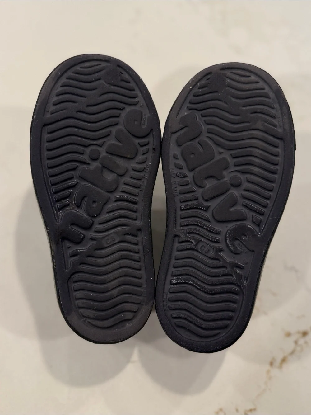 Native Shoes Jefferson Kids Slip On Water Shoes Navy Blue Black C8